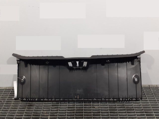 bontott HYUNDAI I30 Csomagtérajtó Díszléc