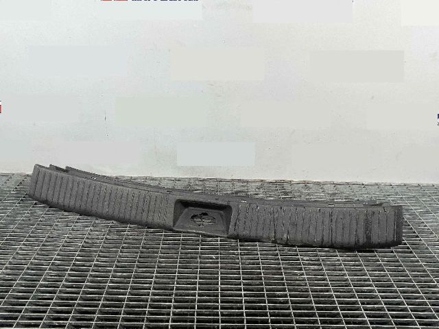 bontott HYUNDAI I30 Csomagtérajtó Díszléc