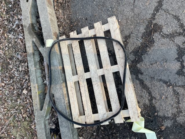 bontott HYUNDAI I30 Csomagtérajtó Gumikéder