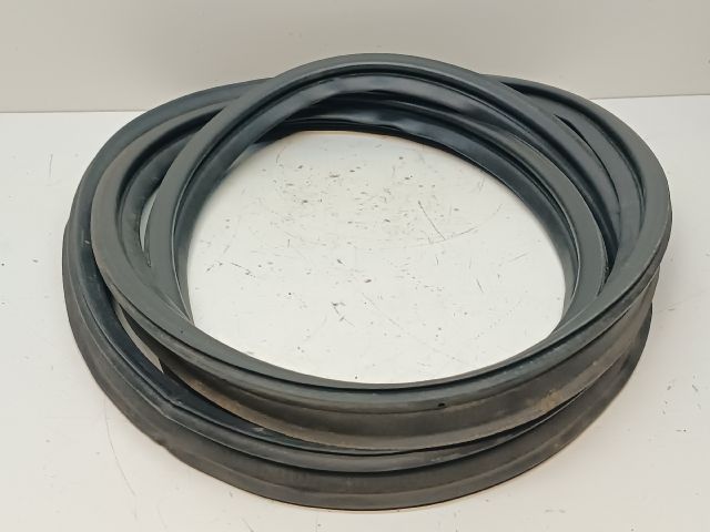 bontott HYUNDAI I30 Csomagtérajtó Gumikéder