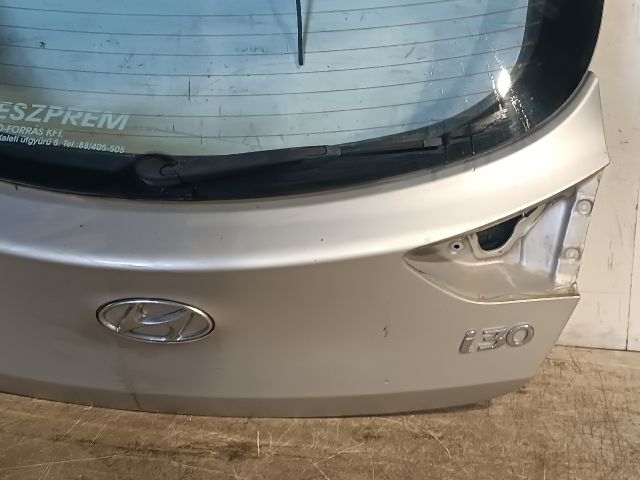 bontott HYUNDAI I30 Csomagtérajtó (Részeivel)