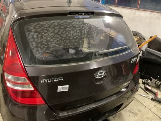 bontott HYUNDAI I30 Csomagtérajtó (Részeivel)