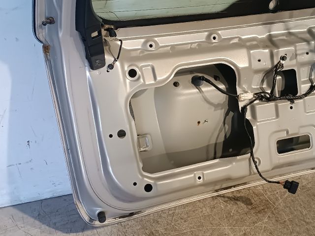 bontott HYUNDAI I30 Csomagtérajtó (Üres lemez)