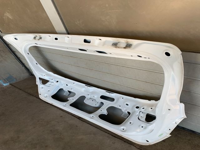 bontott HYUNDAI I30 Csomagtérajtó (Üres lemez)