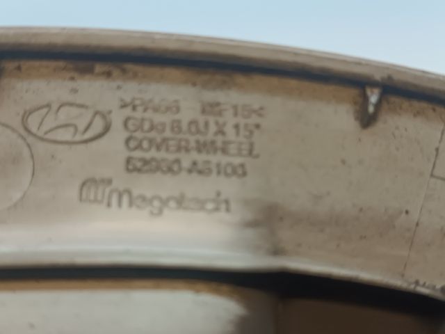 bontott HYUNDAI I30 Dísztárcsa (1 db)