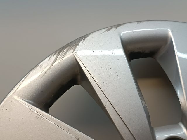 bontott HYUNDAI I30 Dísztárcsa (1 db)