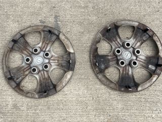 bontott HYUNDAI I30 Dísztárcsa Pár