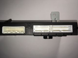 bontott HYUNDAI I30 Elektronika (Magában)