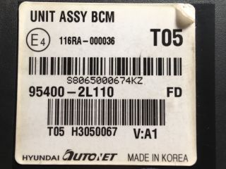 bontott HYUNDAI I30 Elektronika (Magában)