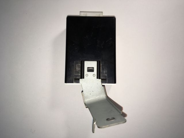 bontott HYUNDAI I30 Elektronika (Magában)