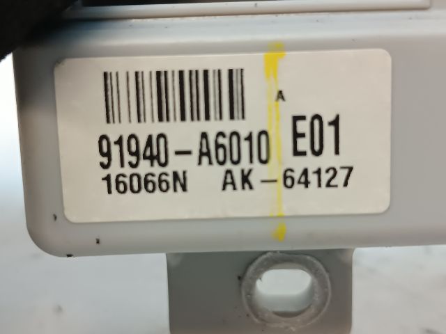 bontott HYUNDAI I30 Elektronika (Magában)