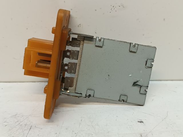 bontott HYUNDAI I30 Előtét Ellenállás Fűtőmotor