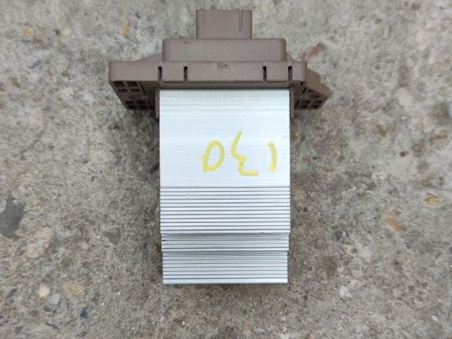 bontott HYUNDAI I30 Előtét Ellenállás Fűtőmotor