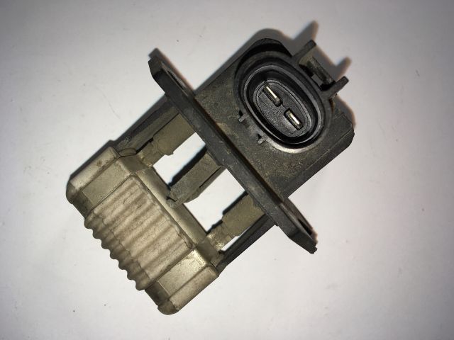 bontott HYUNDAI I30 Előtét Ellenállás Fűtőmotor