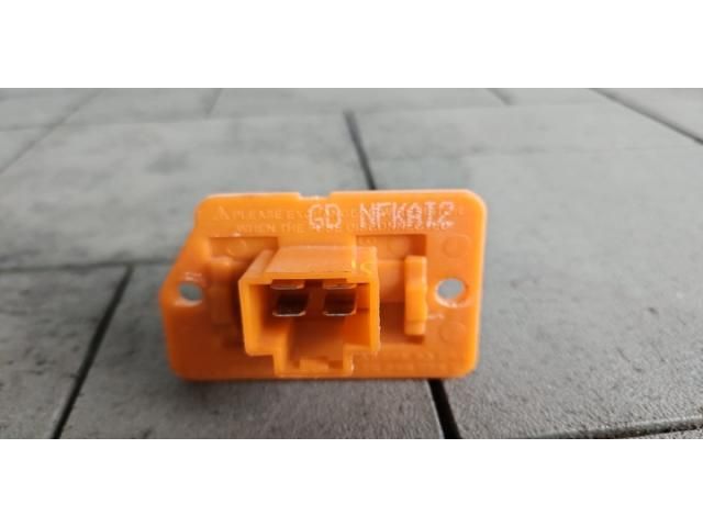 bontott HYUNDAI I30 Előtét Ellenállás Fűtőmotor