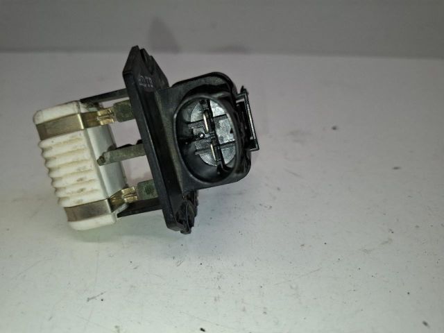 bontott HYUNDAI I30 Előtét Ellenállás Hűtőventilátor