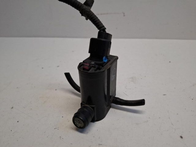 bontott HYUNDAI I30 Első Ablakmosó Szivattyú