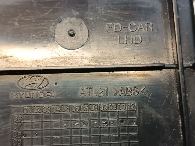 bontott HYUNDAI I30 Első Hamutartó