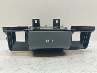 bontott HYUNDAI I30 Első Hamutartó