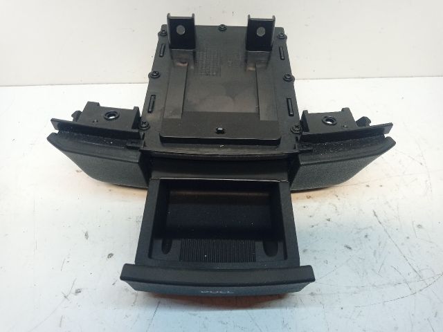 bontott HYUNDAI I30 Első Hamutartó