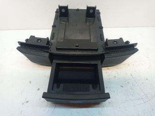 bontott HYUNDAI I30 Első Hamutartó