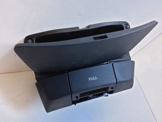 bontott HYUNDAI I30 Első Hamutartó