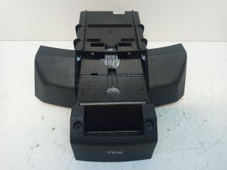 bontott HYUNDAI I30 Első Hamutartó