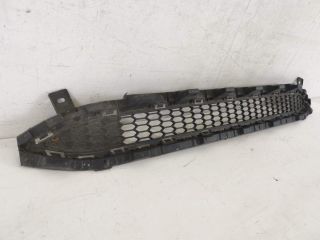 bontott HYUNDAI I30 Első Lökhárító Alsó Középső Díszrács