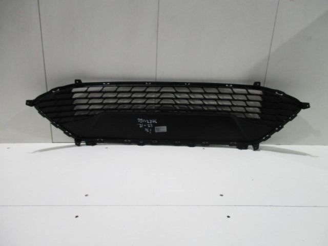 bontott HYUNDAI I30 Első Lökhárító Alsó Középső Díszrács