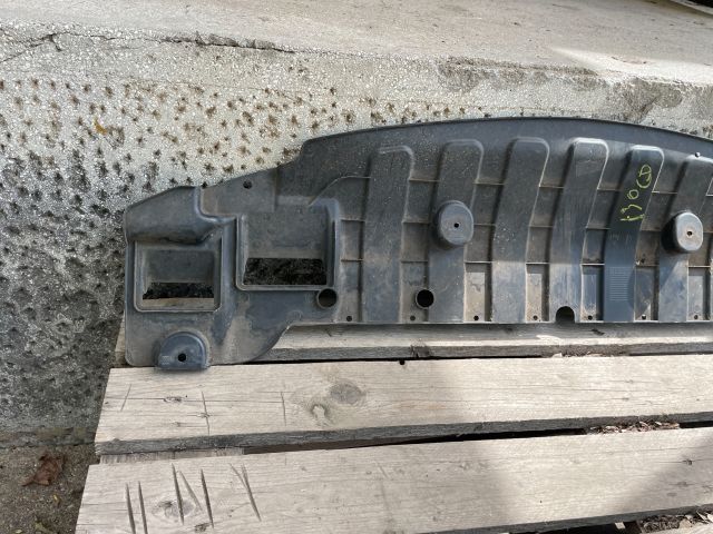 bontott HYUNDAI I30 Első Lökhárító Alsó (Műanyag)