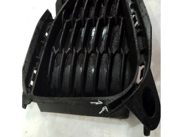 bontott HYUNDAI I30 Első Lökhárító Bal Díszrács