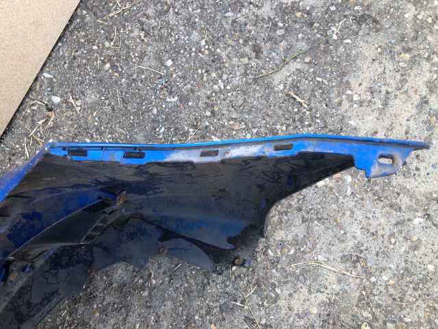 bontott HYUNDAI I30 Első Lökhárító (Részeivel)