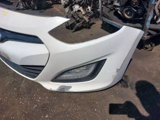 bontott HYUNDAI I30 Első Lökhárító (Részeivel)