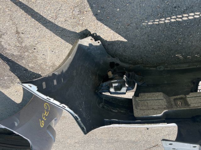 bontott HYUNDAI I30 Első Lökhárító (Részeivel)