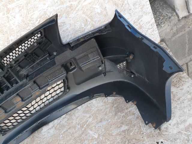 bontott HYUNDAI I30 Első Lökhárító (Részeivel)