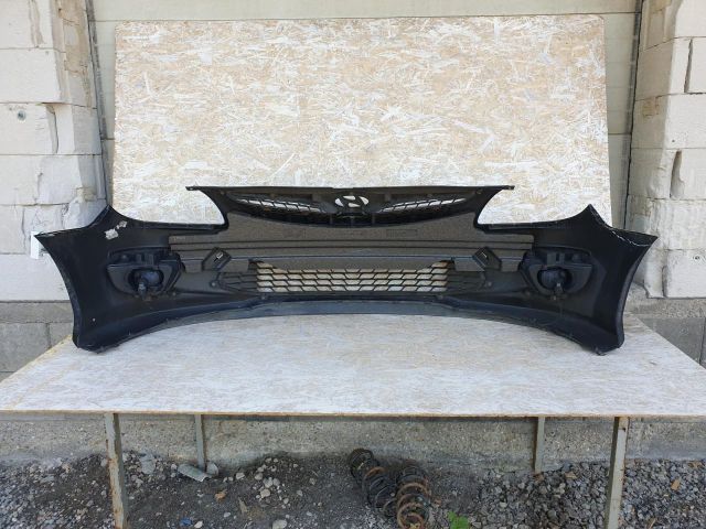 bontott HYUNDAI I30 Első Lökhárító (Részeivel)