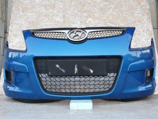 bontott HYUNDAI I30 Első Lökhárító (Részeivel)