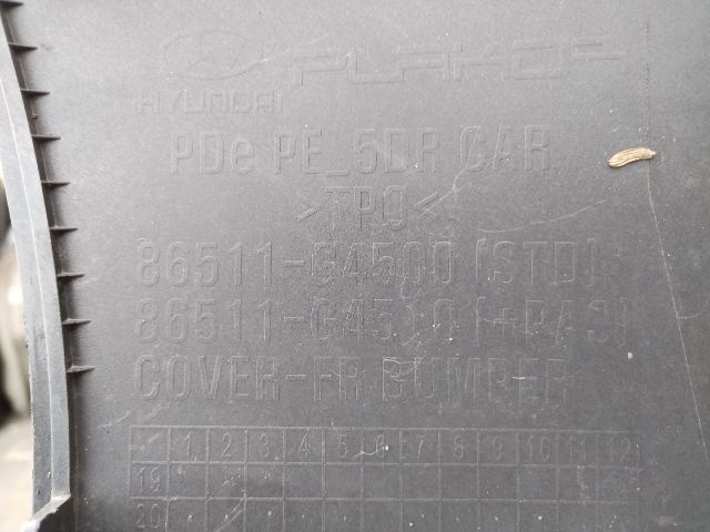 bontott HYUNDAI I30 Első Lökhárító (Üresen)