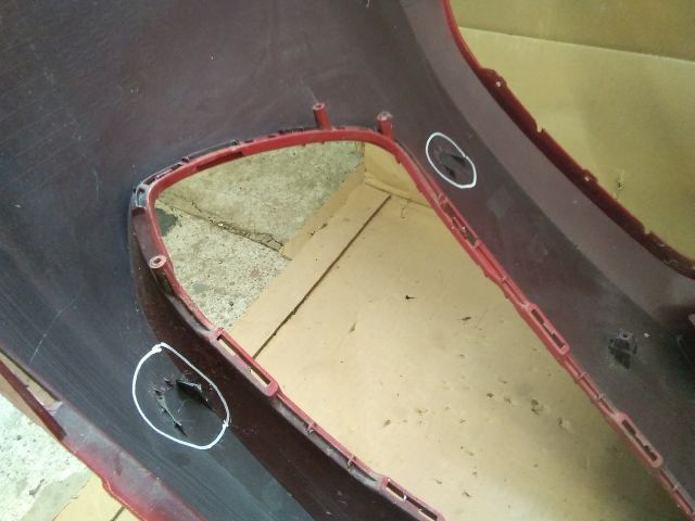 bontott HYUNDAI I30 Első Lökhárító (Üresen)