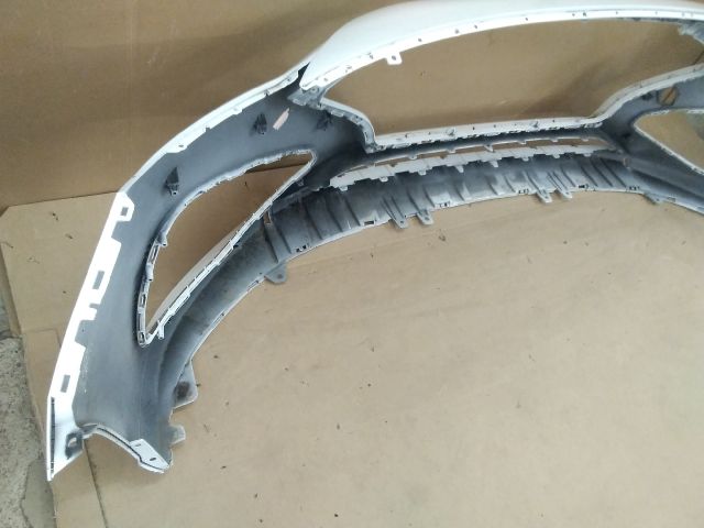 bontott HYUNDAI I30 Első Lökhárító (Üresen)