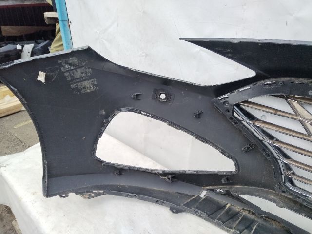 bontott HYUNDAI I30 Első Lökhárító (Üresen)