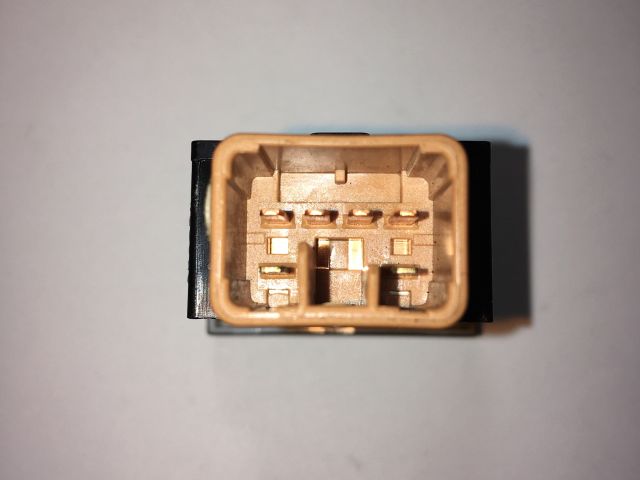 bontott HYUNDAI I30 ESP Kapcsoló