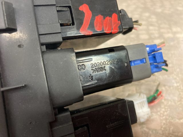 bontott HYUNDAI I30 Fényszórómagasság Állító Kapcsoló