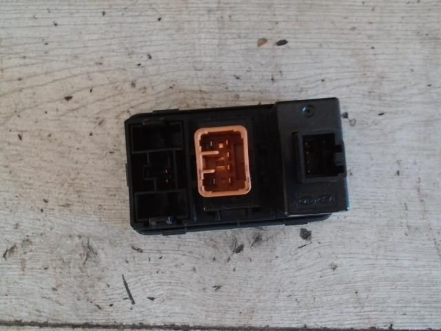 bontott HYUNDAI I30 Fényszórómagasság Állító Kapcsoló