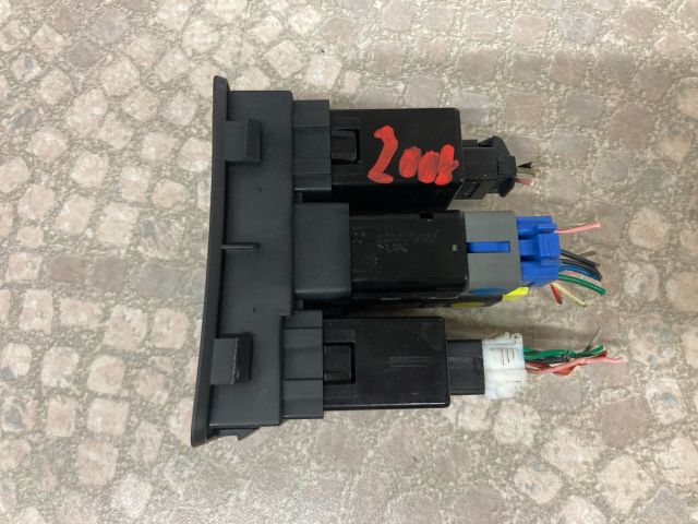 bontott HYUNDAI I30 Fényszórómagasság Állító Kapcsoló