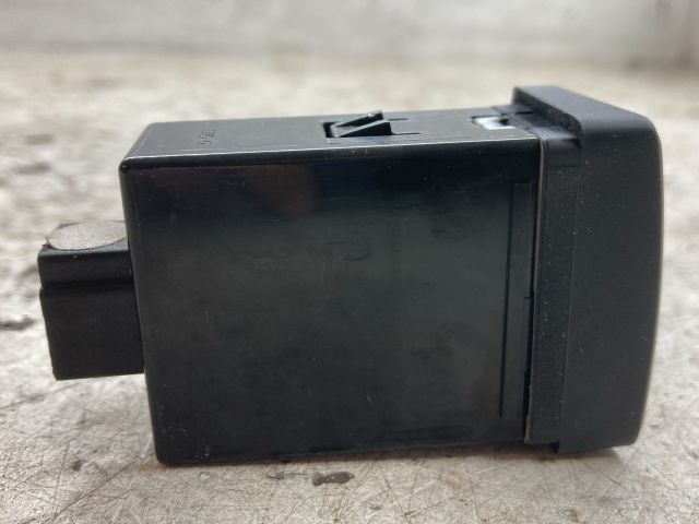 bontott HYUNDAI I30 Fényszórómagasság Állító Kapcsoló