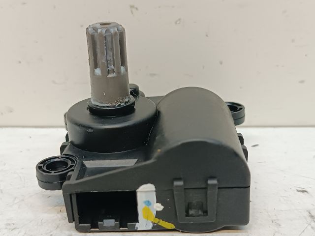 bontott HYUNDAI I30 Fűtés Állító Motor