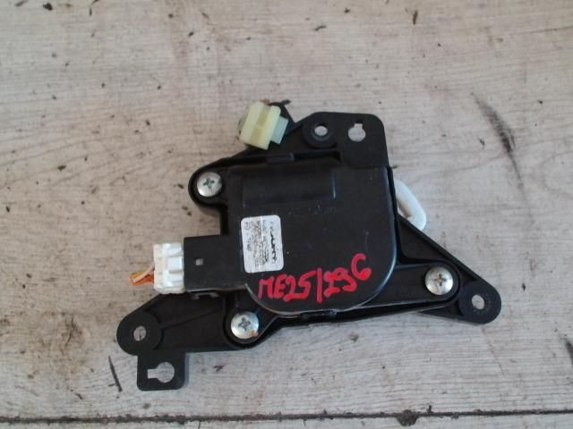 bontott HYUNDAI I30 Fűtés Állító Motor