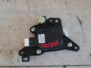 bontott HYUNDAI I30 Fűtés Állító Motor