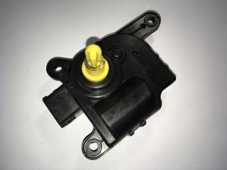 bontott HYUNDAI I30 Fűtés Állító Motor